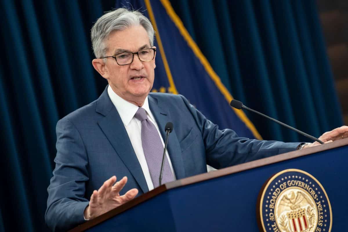 Mercado aguarda ansioso enquanto o Fed suspende as taxas de juros após uma sequência de dez aumentos