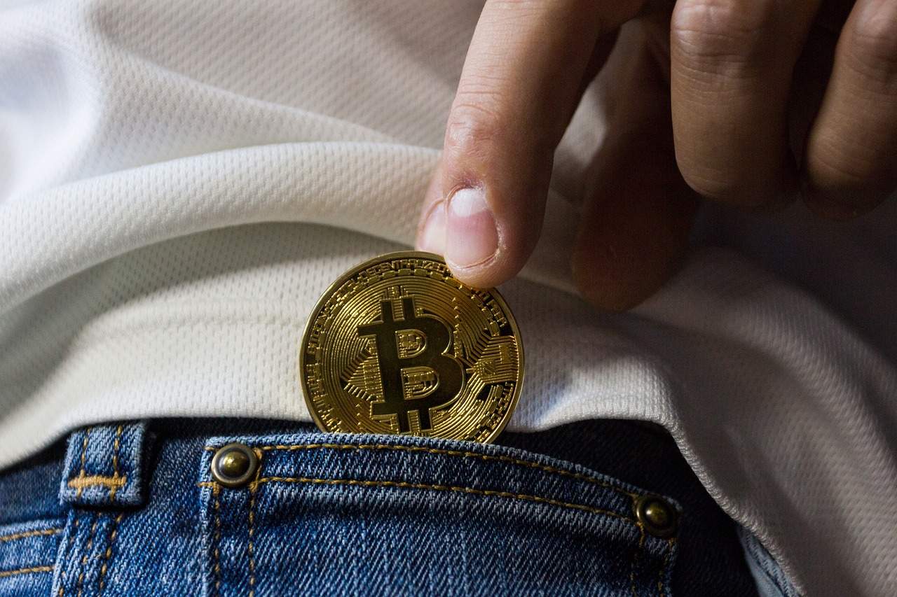 O Bitcoin estava em tendência de alta na primeira semana de fevereiro, atingindo um novo recorde de mais de US$ 24.000